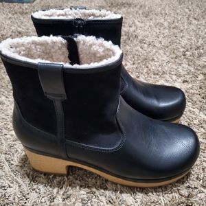 Universal thread clog boots